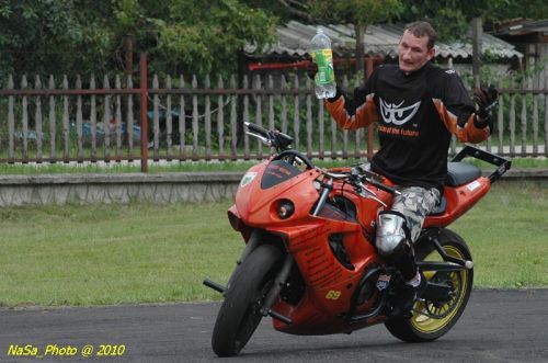 DSC_2216b.jpg